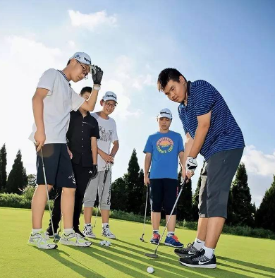 青少年高爾夫教育，讓孩子的人生多一種選擇